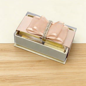 Set of 20 Bridal ribbon decorated cho...