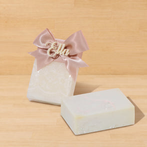 Set of 20 Crown decorated soap favor