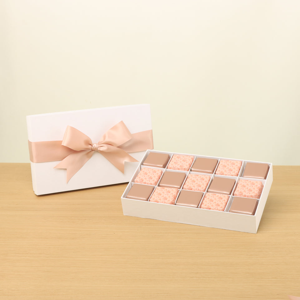 Old Rose pink  designed 15-piece premium chocolate hard box