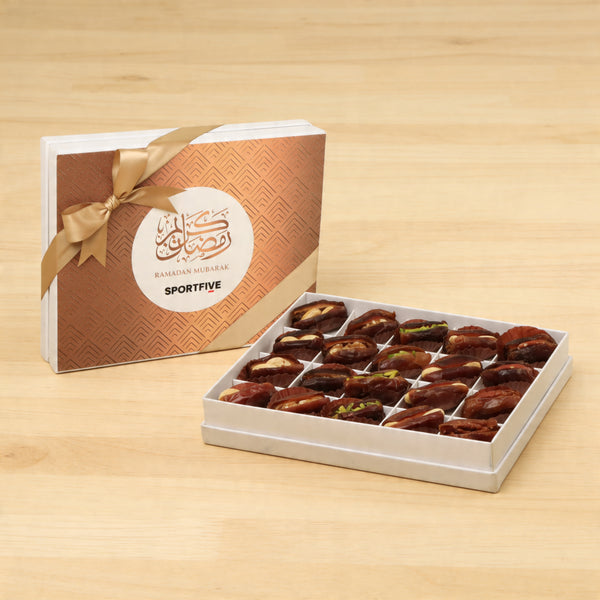 Set of 3 Corporate customize Ramadan Mubarak designed premium nut stuffed dates 20P hard box