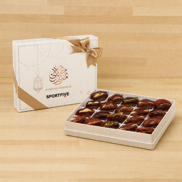 Set of 3 Corporate customize Ramadan Mubarak designed premium nut stuffed dates 20P hard box