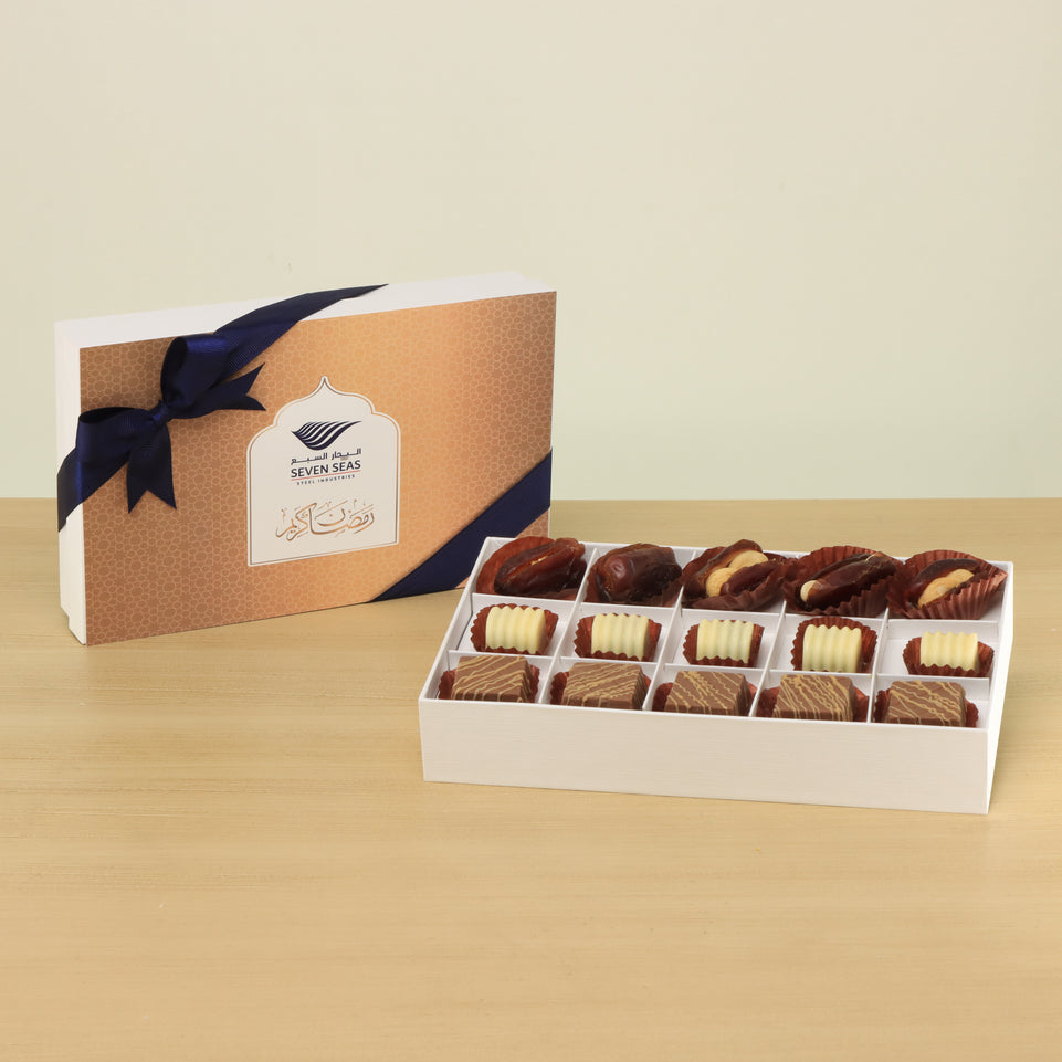 Set of 4 Corporate customized Ramadan Mubarak designed premium chocolate 20P hard box