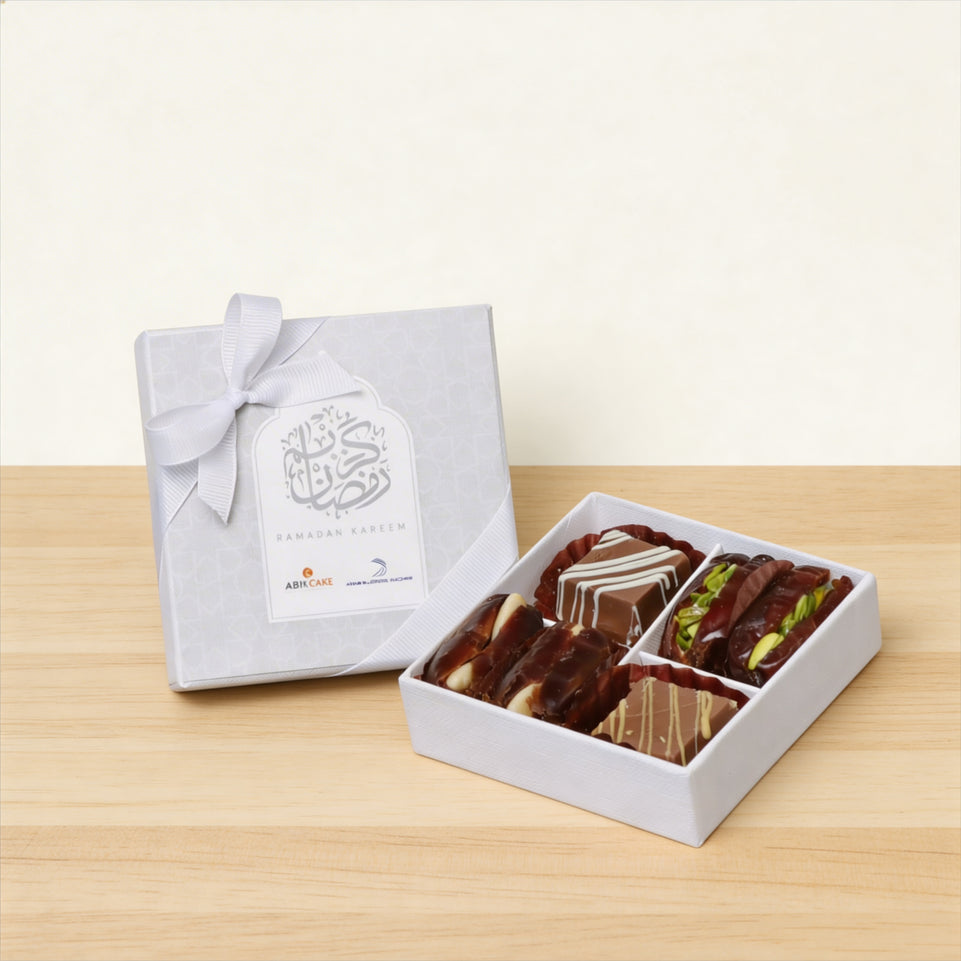 Set of 15 Corporate customized top card ramadan kareem designed 4P hard box