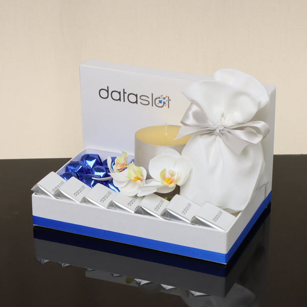 Corporate customized chocolate & sweets small hamper