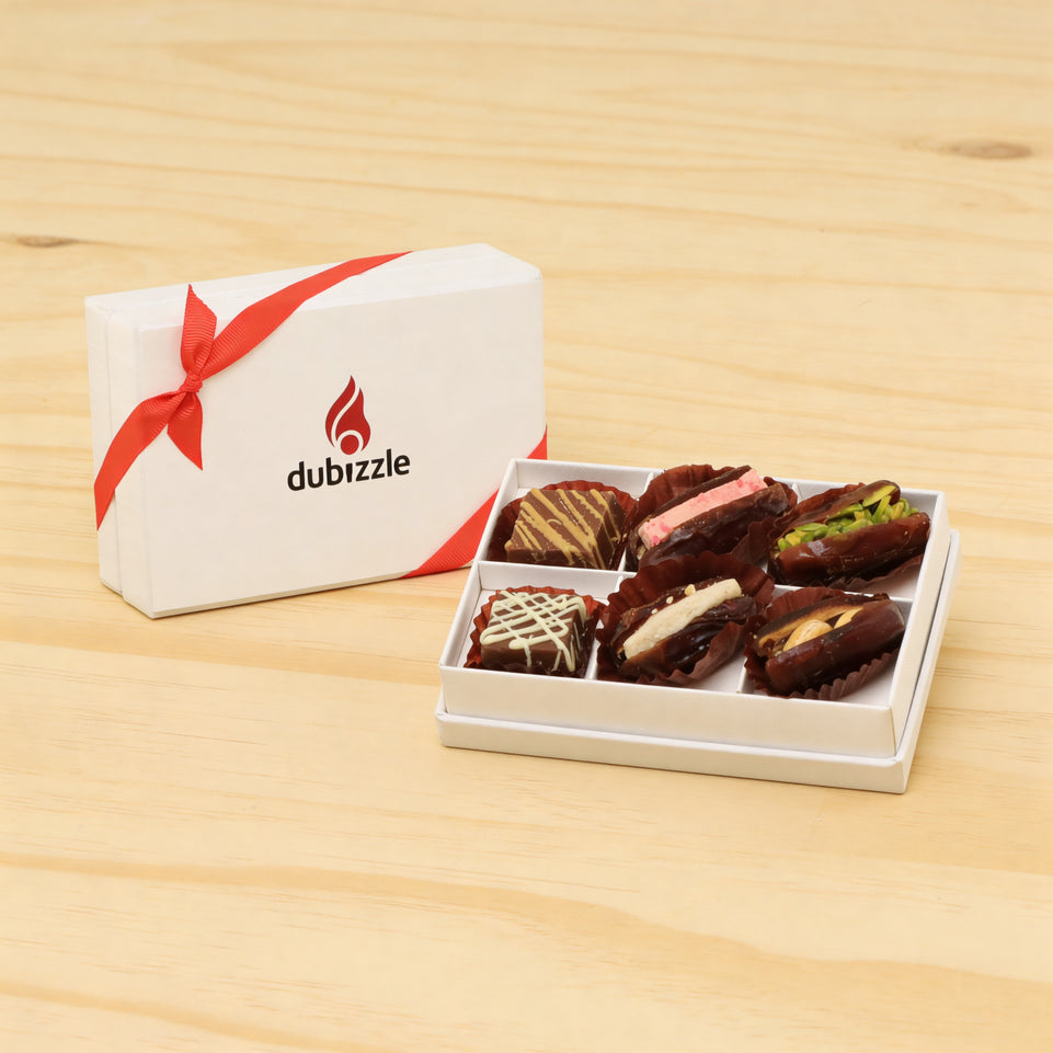 Set of 8 corporate customized premium chocolate & dates 6P hard box