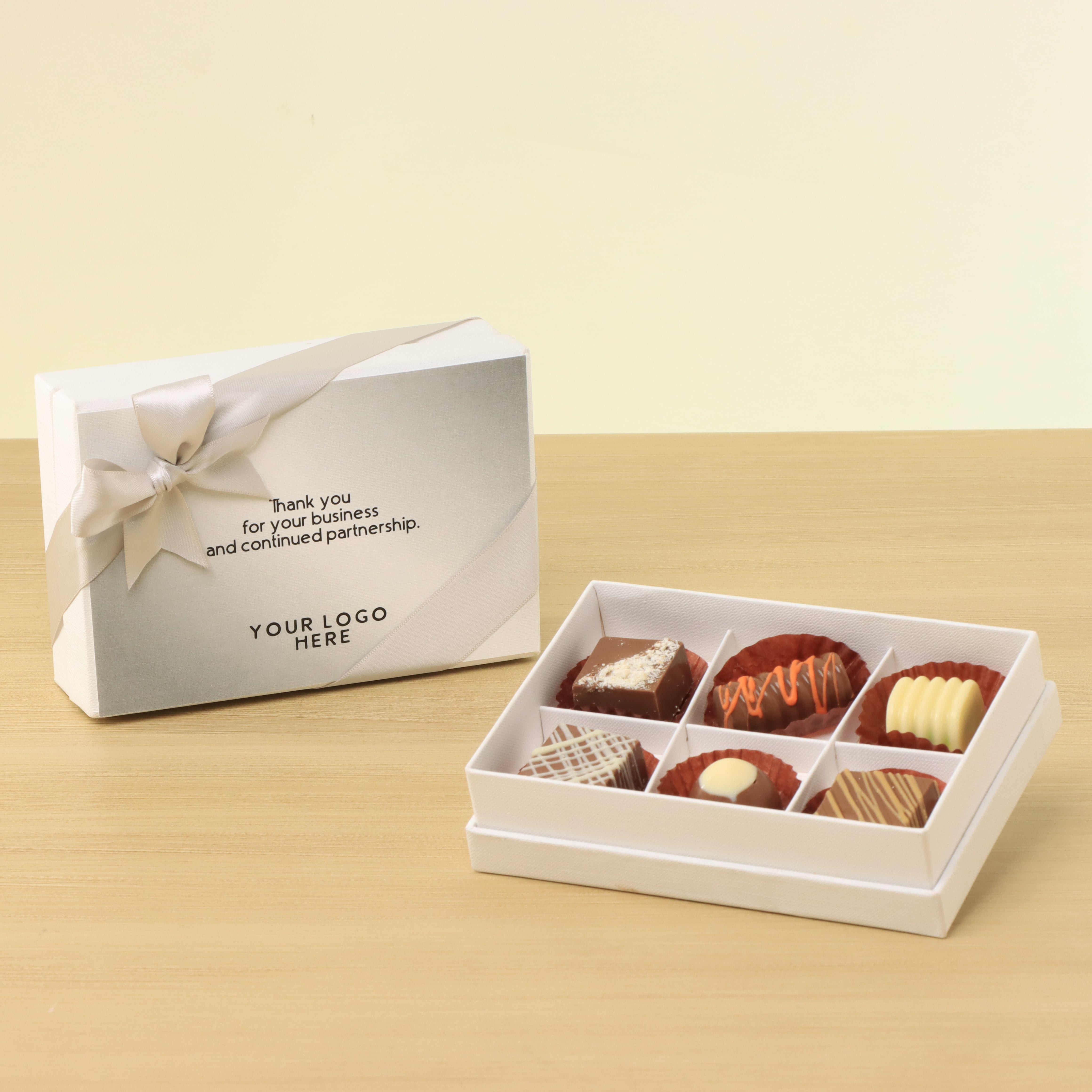 Set of 8 Corporate customized premium chocolate 6P hard box