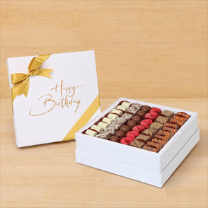 Happy birthday minimalist designed pr...