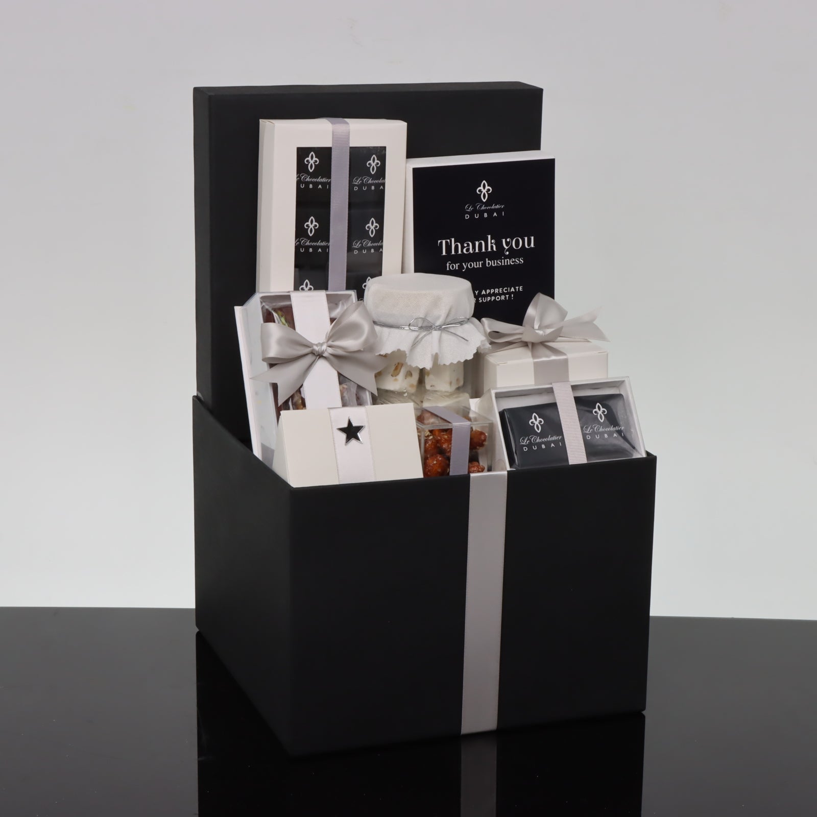 Corporate customized premium chocolate & sweets large hamper