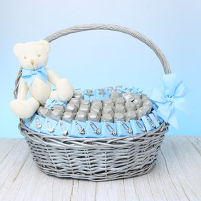 Baby boy teddy pin decorated chocolat...