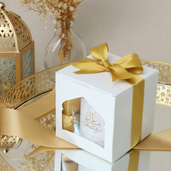 Set of 20 Ramadan kareem candle with chocolate & dates designed soft box
