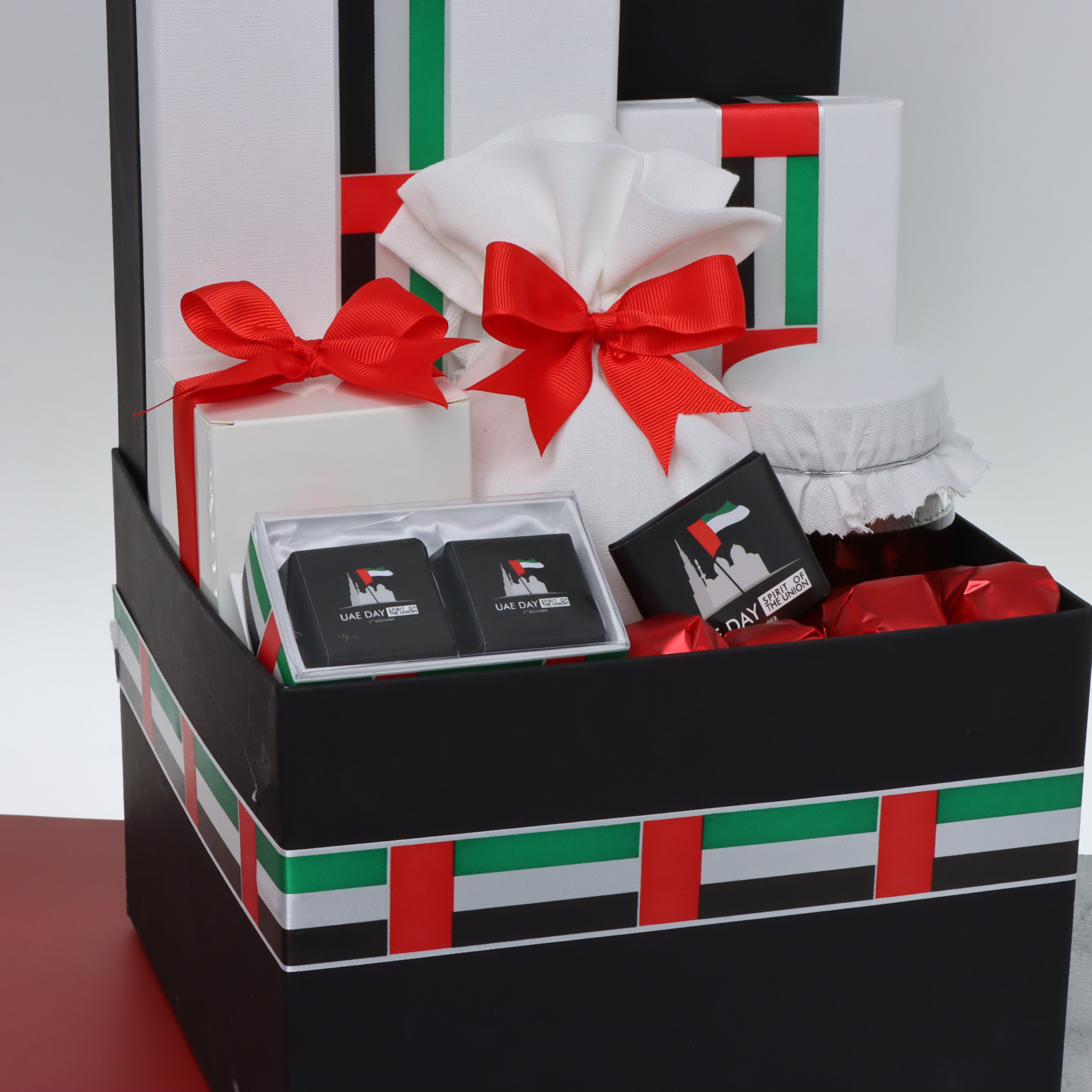 National day designed premium chocolate & sweets large hamper