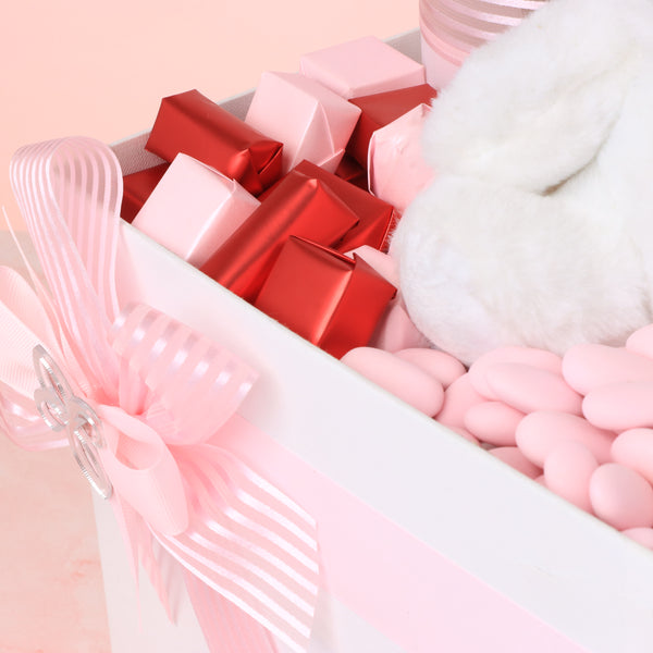 Valentine's decorated flower , teddy premium chocolate large hamper