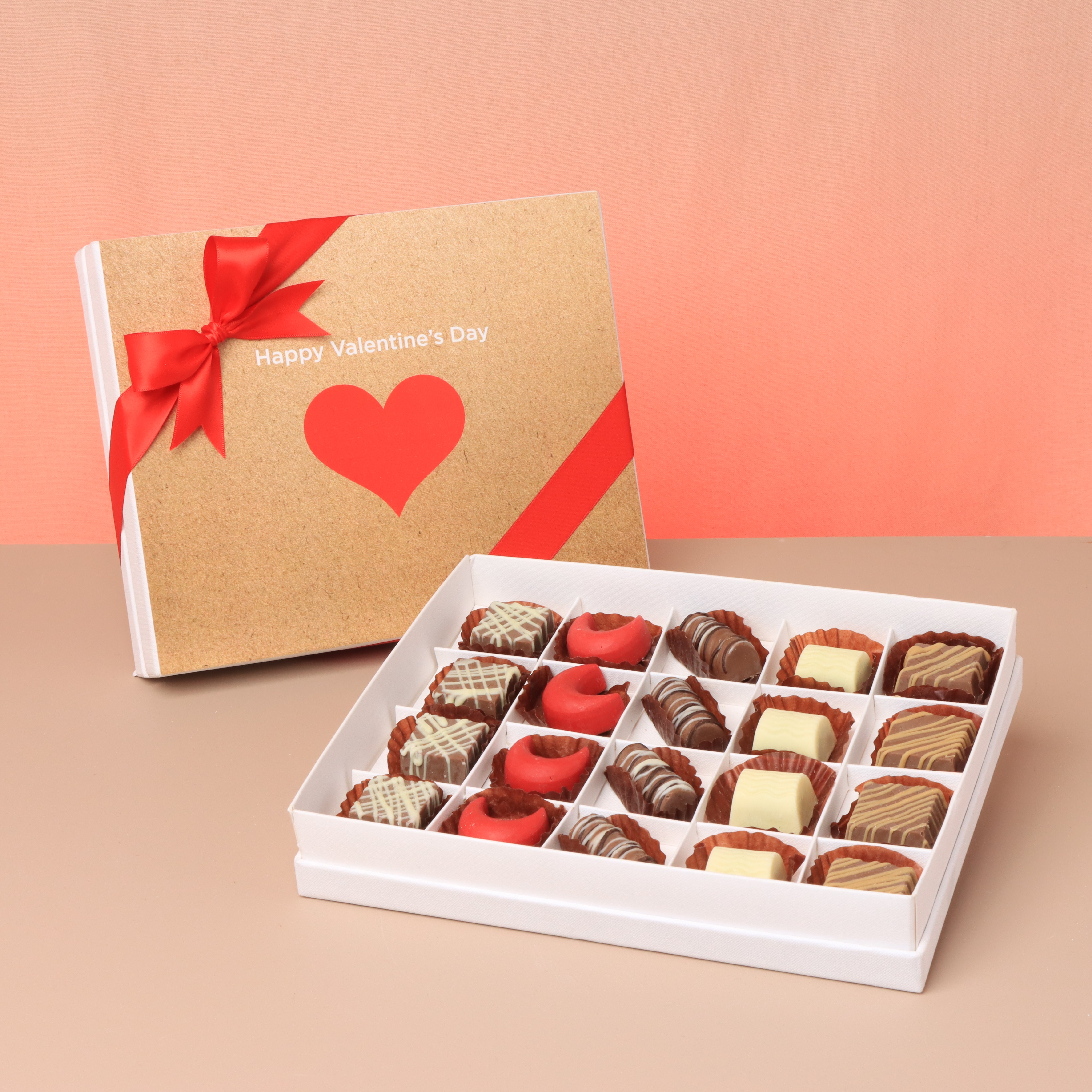 Red heart valentine designed 20P chocolate hard box