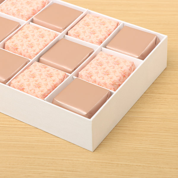 Old Rose pink  designed 15-piece premium chocolate hard box