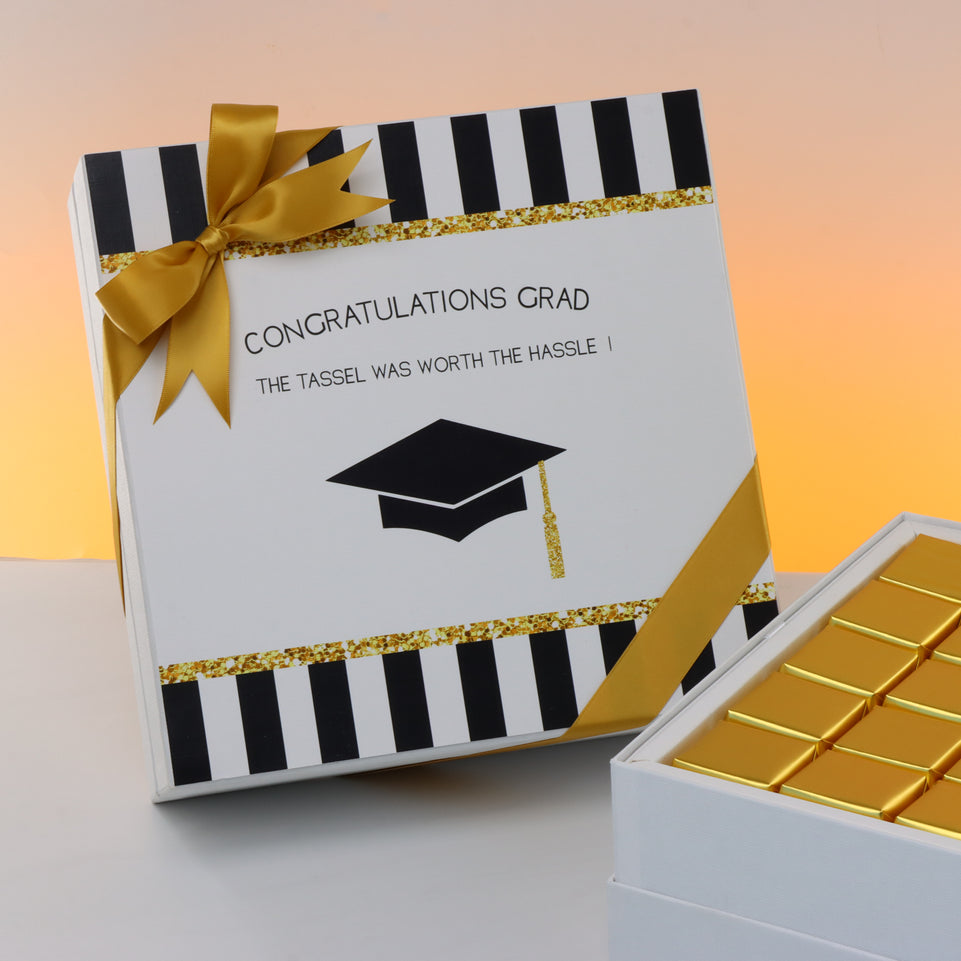 Graduation designed 25-piece chocolate hard box with designed top card