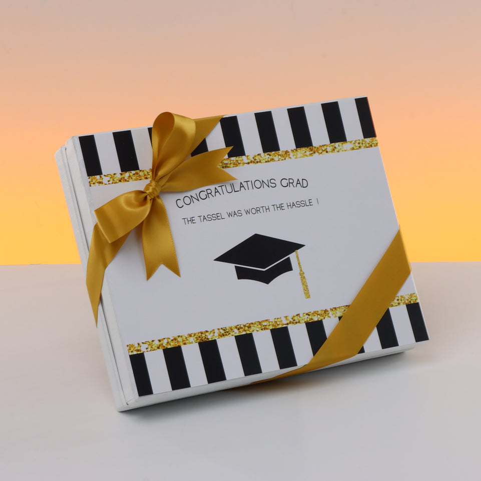 Graduation designed 20-piece chocolate hard box with designed top card