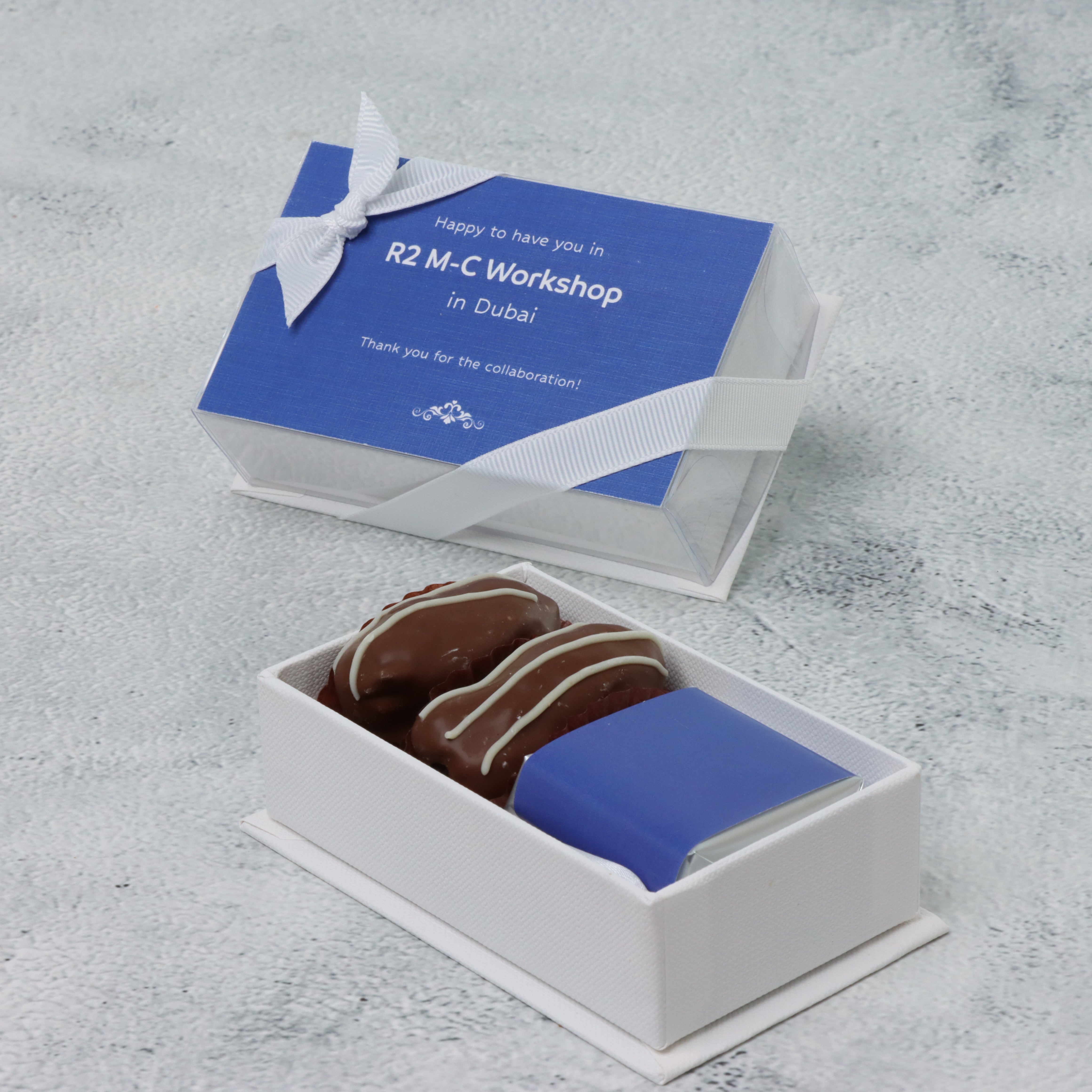 Set of 20 corporate customized premium chocolate & dates view top box