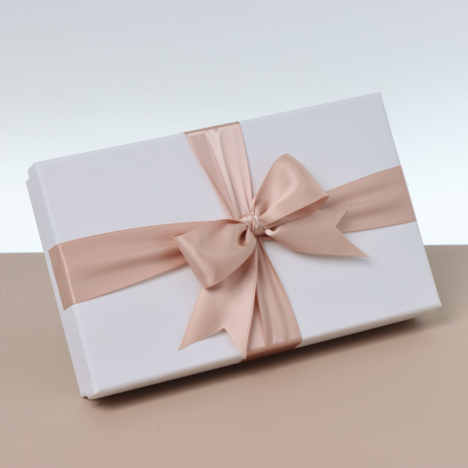 Flower designed premium chocolate 15P hard box