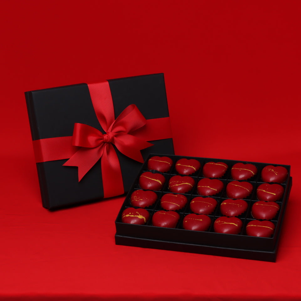 valentine designed chocolate 20-piece hard box black with ribbon