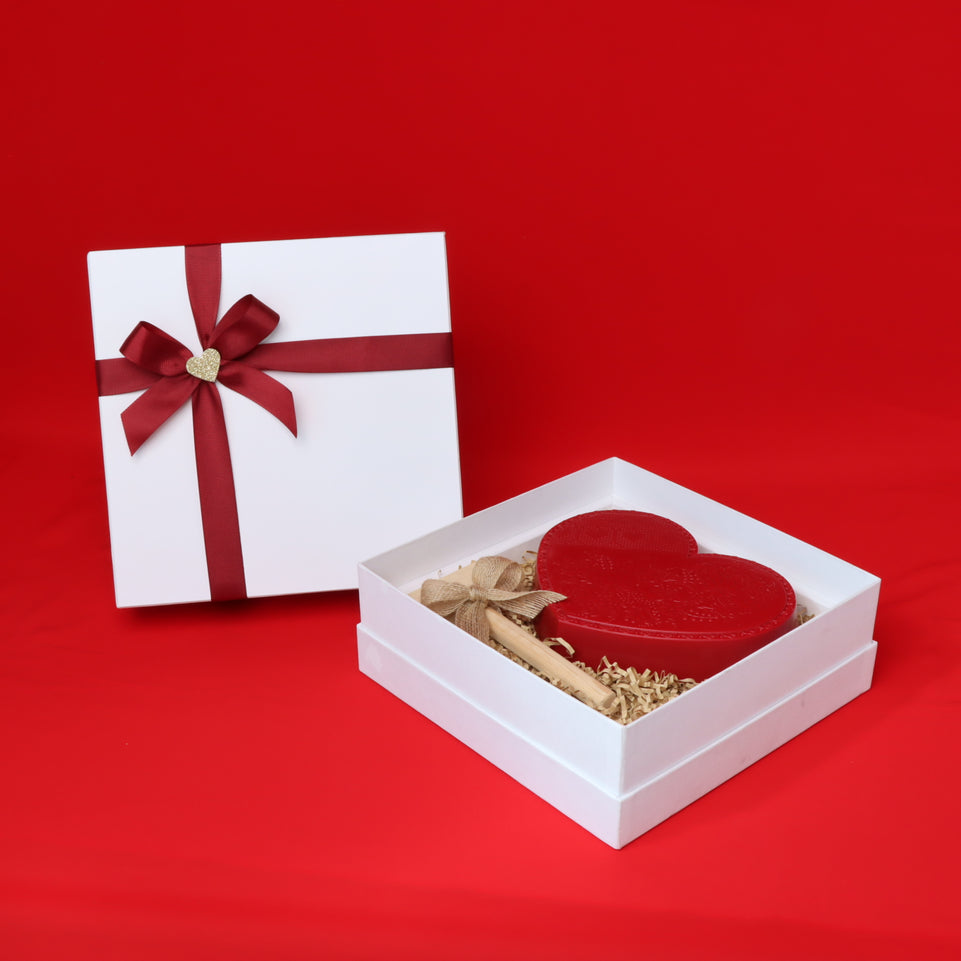 valentine's designed big heart chocolate with hammer hard box