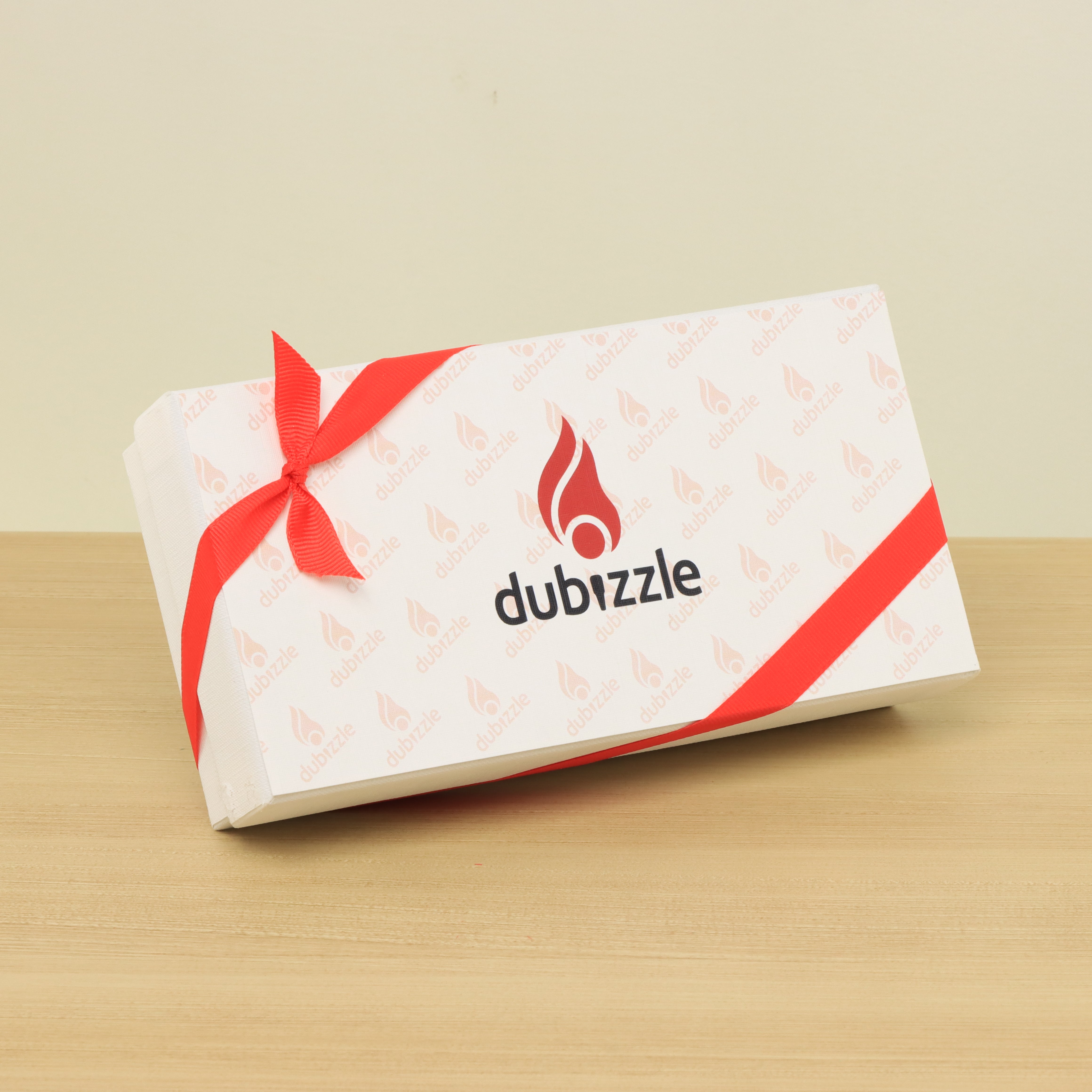 Set of 6 Corporate customized premium chocolate & dates 8P hard box