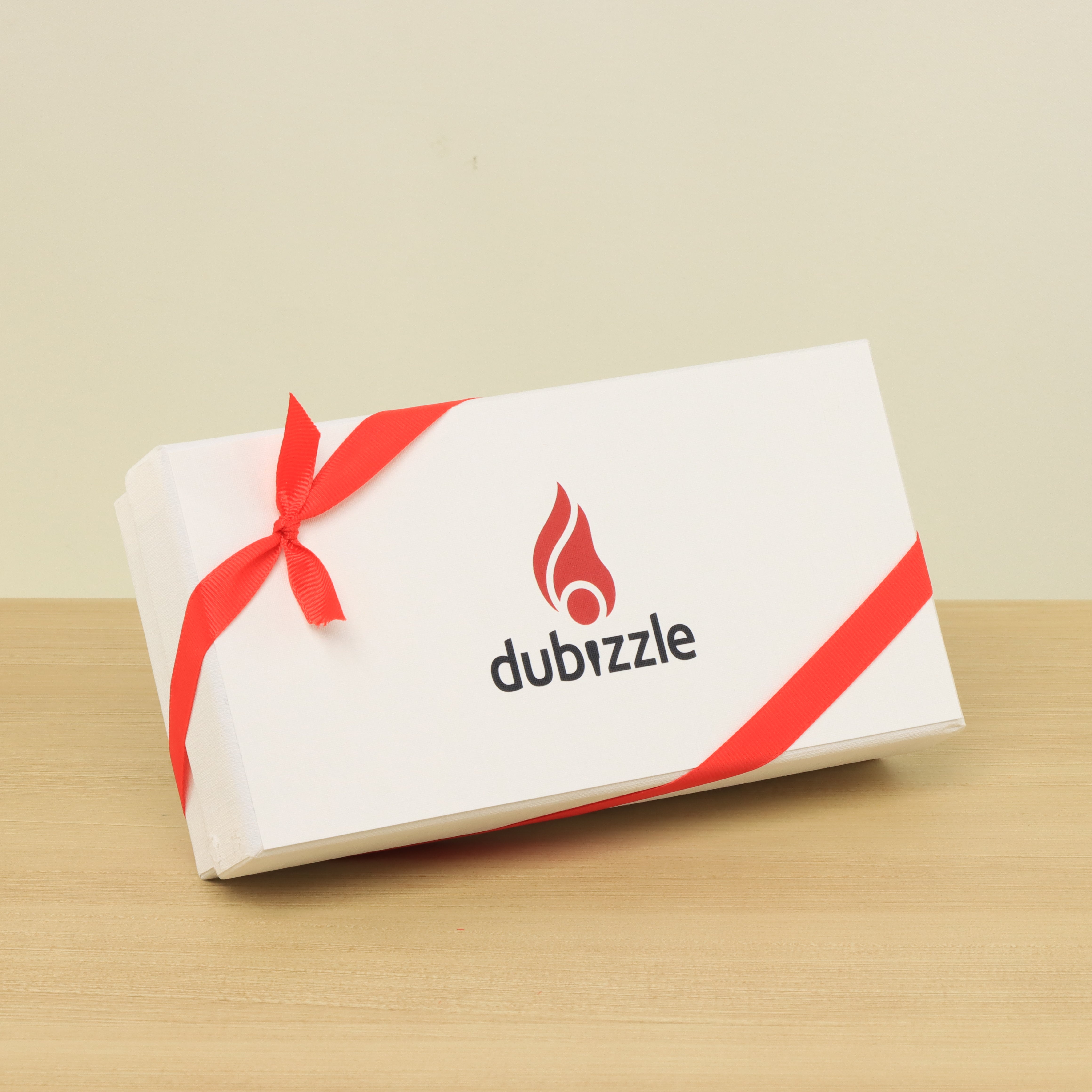 Set of 6 Corporate customized premium chocolate & dates 8P hard box