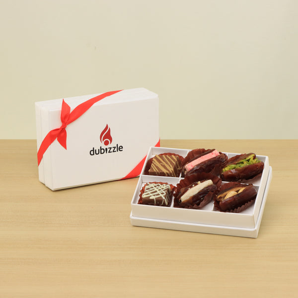 Set of 20 corporate customized premium chocolate & dates 6P hard box