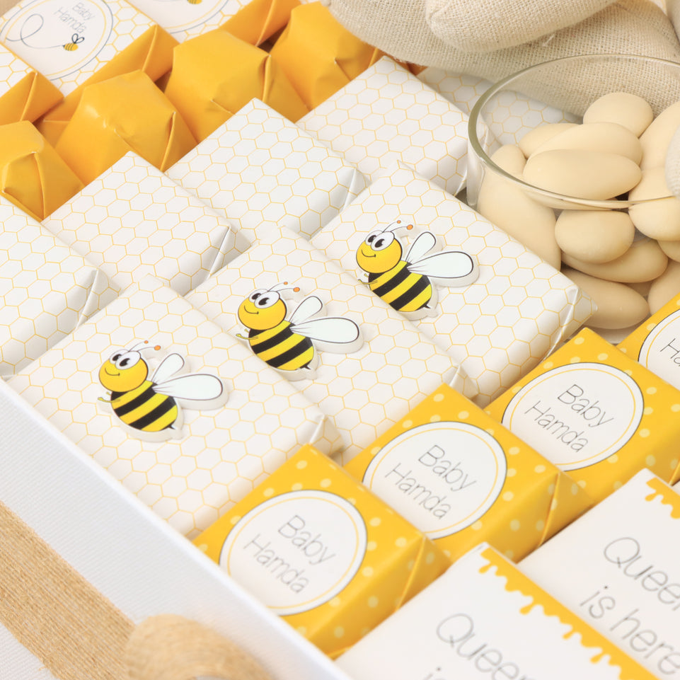Baby personalized bee theme chocolate extra large hamper