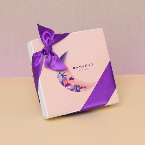 Set of 20 Ramadan kareem crescent design chocolate hard box giveaway