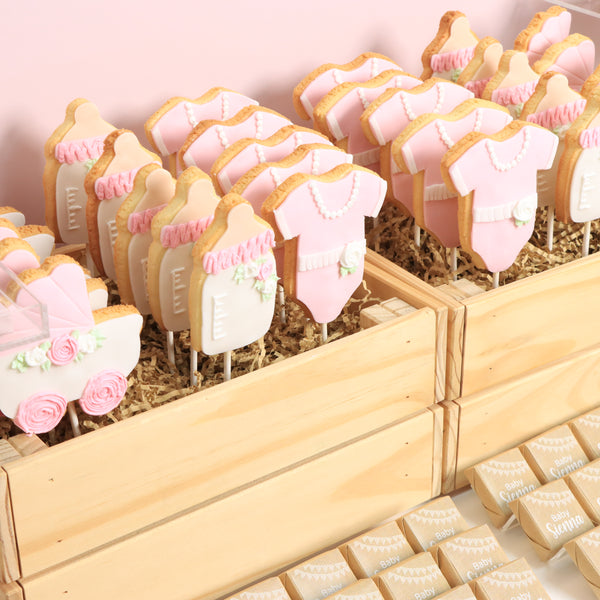Baby girl personalized decorated premium chocolate set up