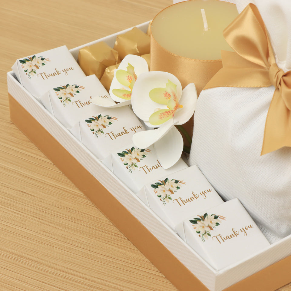 Rustic designed "thank you" premium chocolate & sweet small hamper
