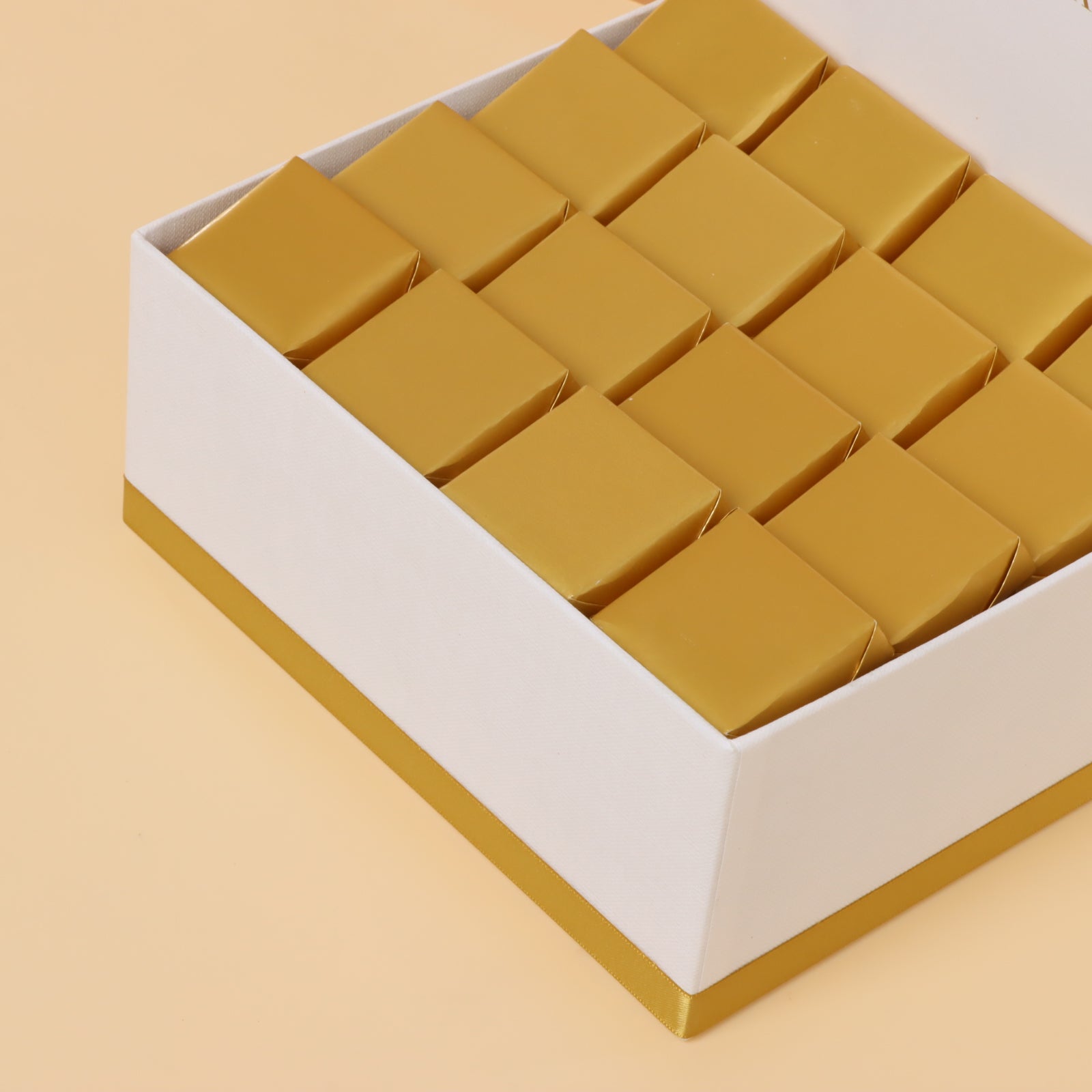 Ramadan kareem pastel designed chocolate medium hamper