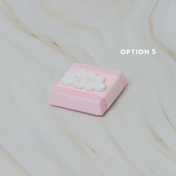 Baby acrylic cloud decorated premium chocolate