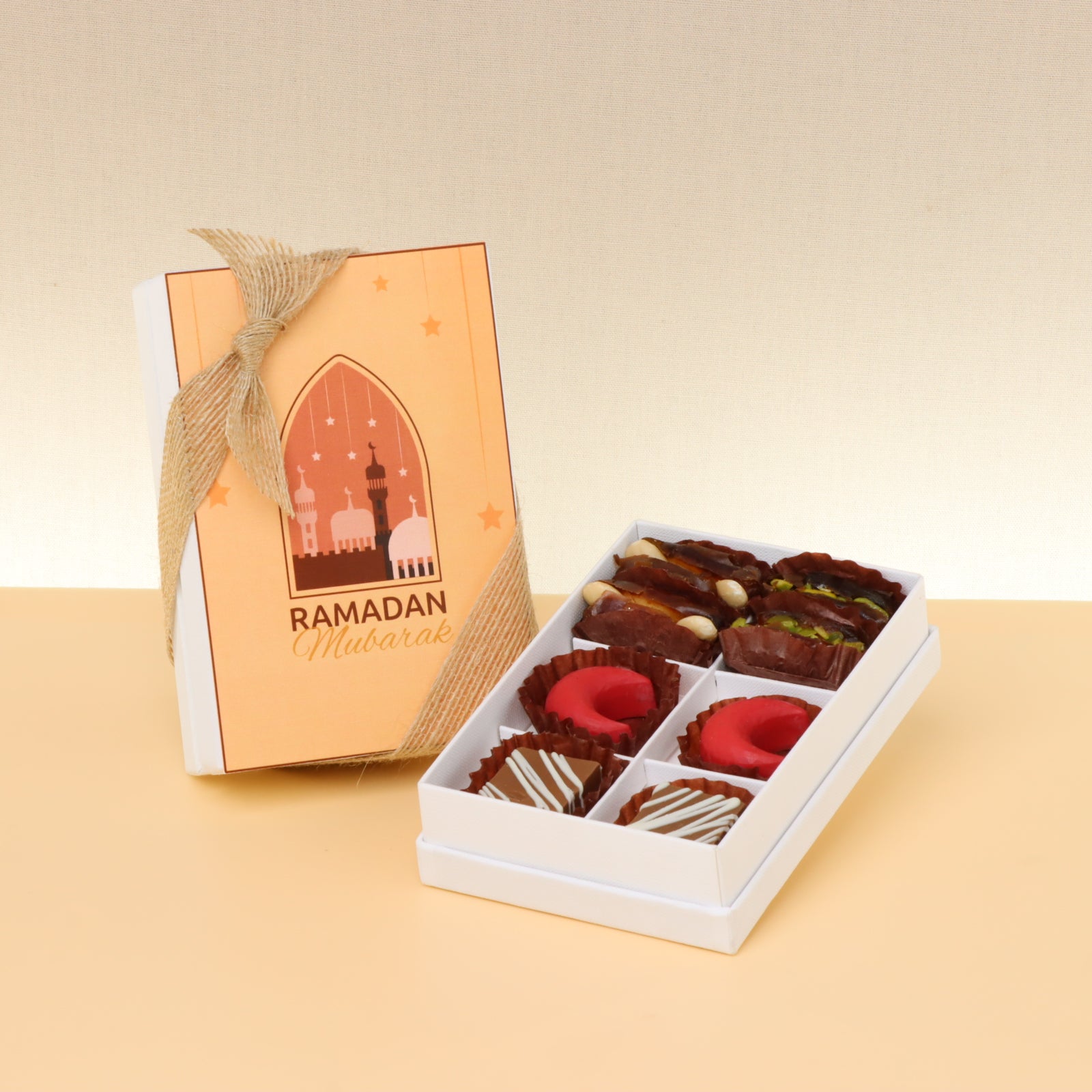 Set of 20 Ramadan kareem mosque designed chocolate & dates 6-piece hard box