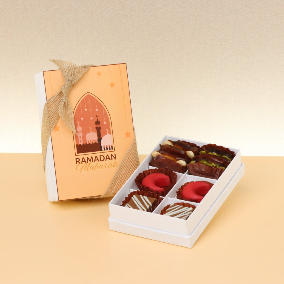 Set of 20 Ramadan kareem mosque designed chocolate & dates 6-piece hard box