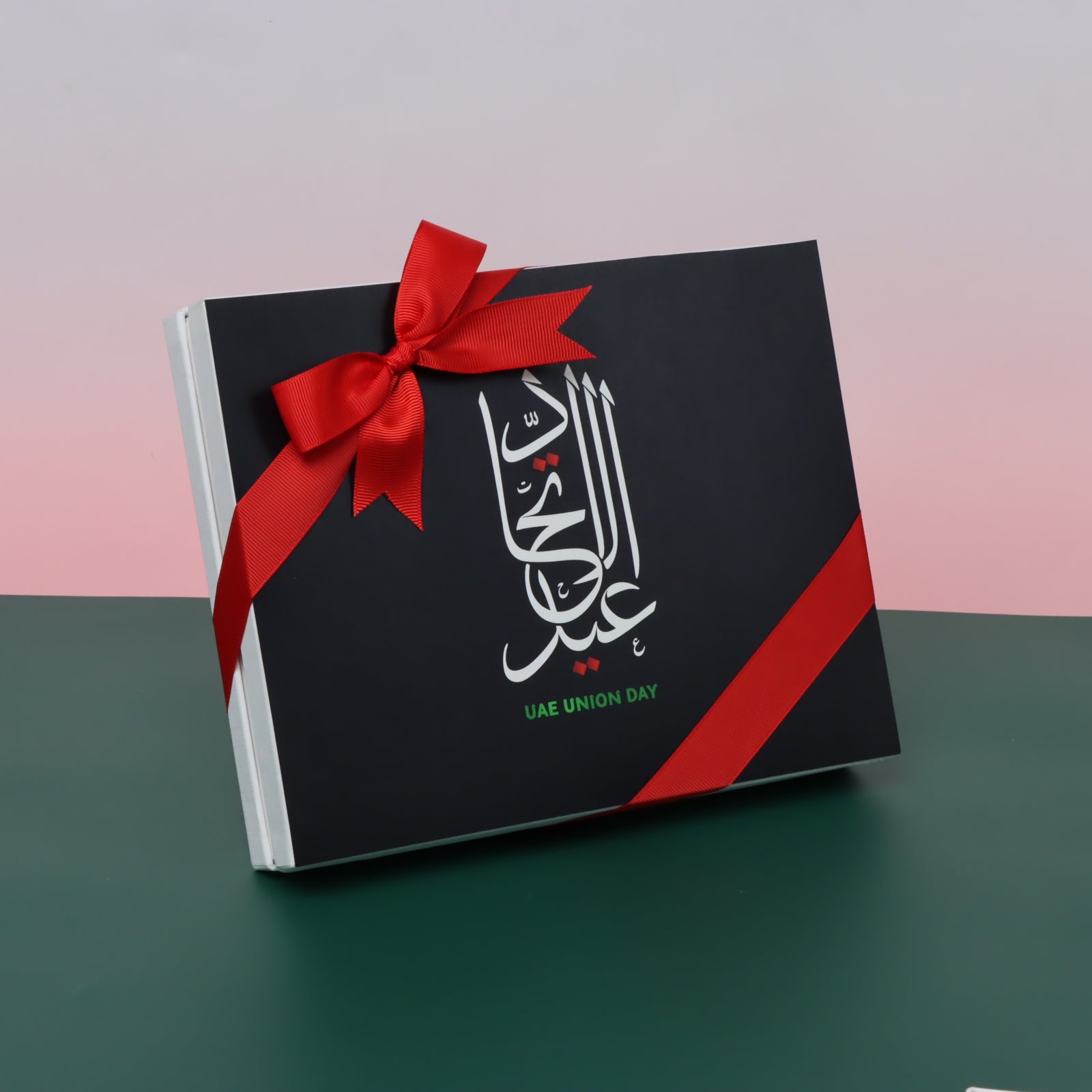 Arabic calligraphy national day designed 20 piece premium chocolate hard box