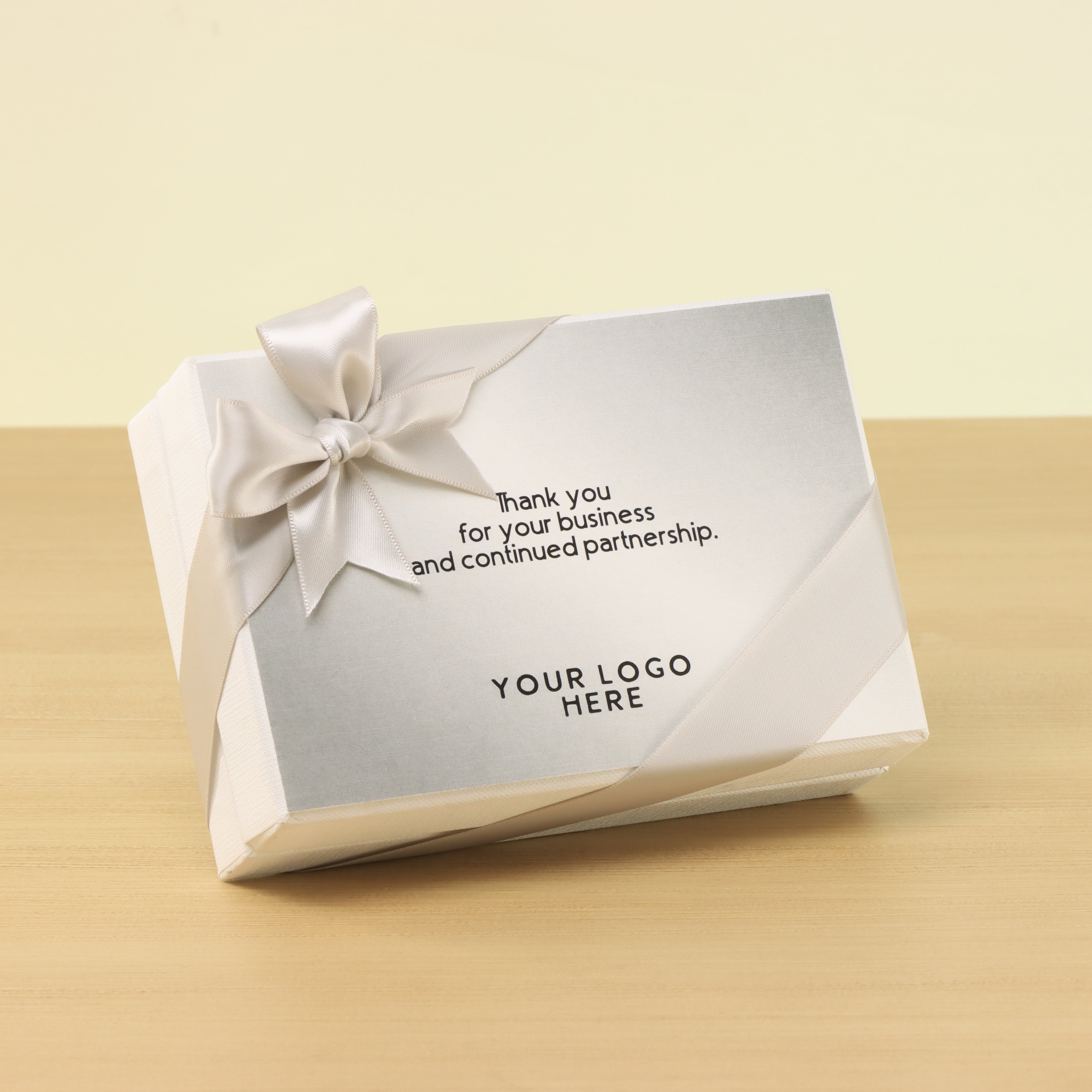 Set of 8.Corporate customized premium chocolate 6P hard box