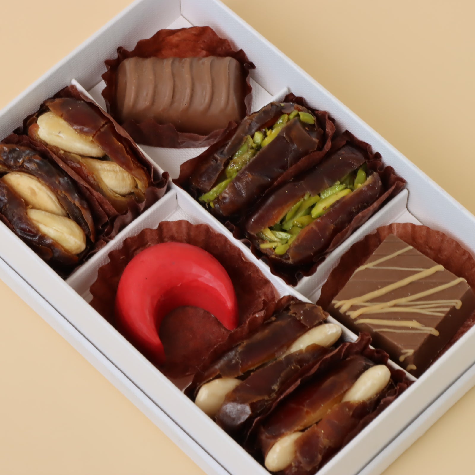 Set of 8 Premium chocolate & dates 6-pc hard box with gold ribbon