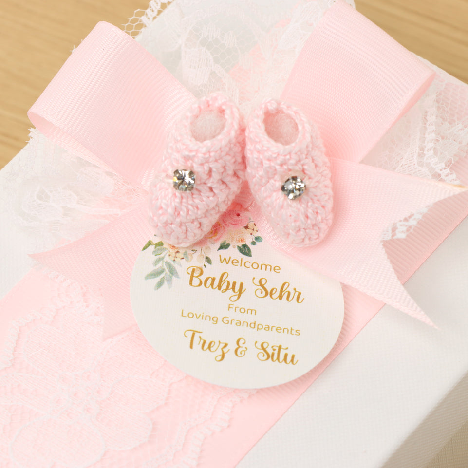 Set of 6 Baby Girl Crochet Bootie decorated Premium Chocolate 8p box Giveaway