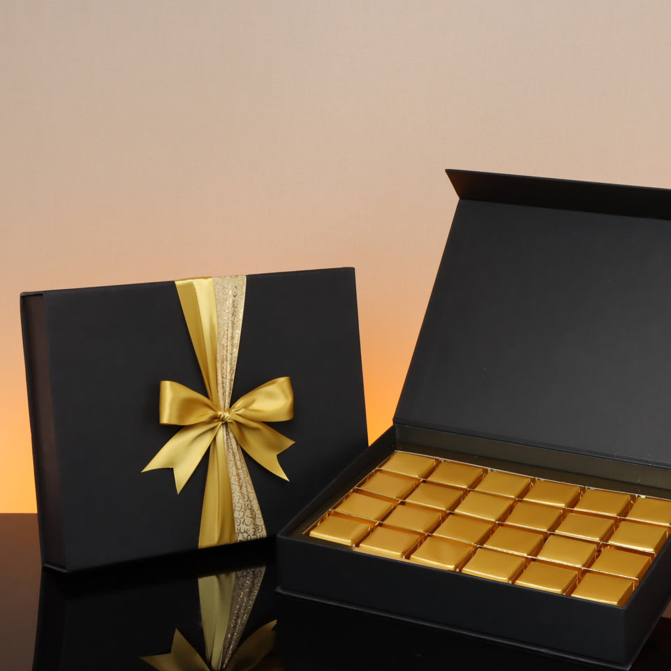 Premium chocolate magnetic black hard box