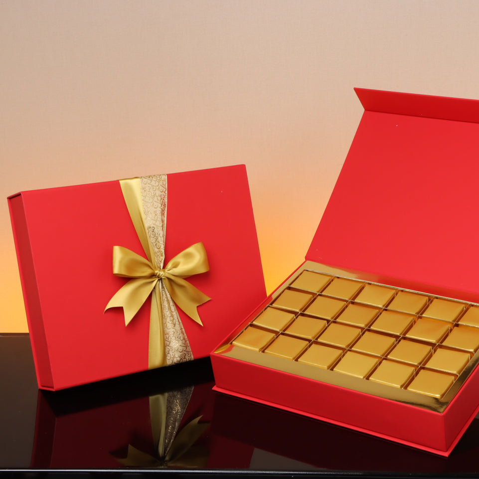 Premium chocolate magnetic red hard box