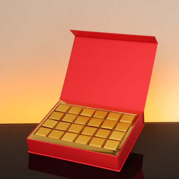 Acrylic decorated Ramadan Kareem chocolate magnetic red hard box