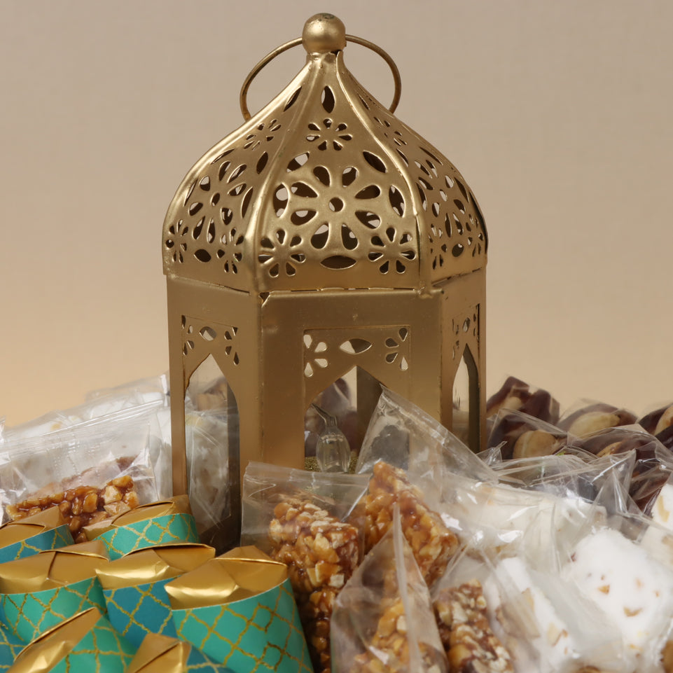 Eid Ramadan designed premium chocolate & sweets wood pattern round tray