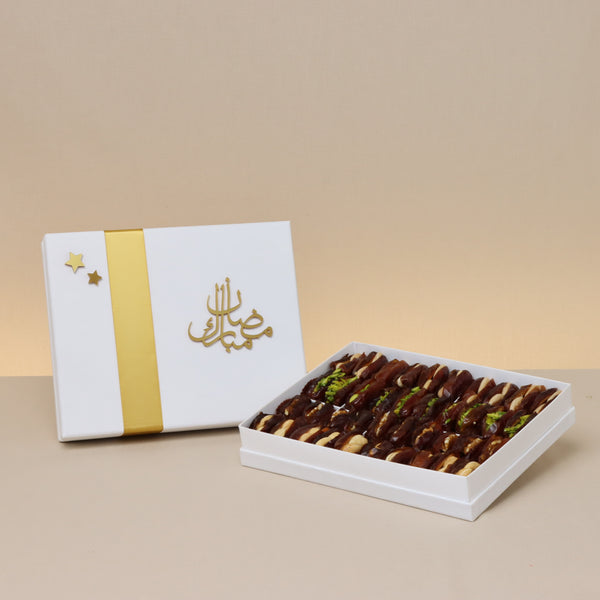 Ramadan kareem acrylic designed premium dates 20P hard box