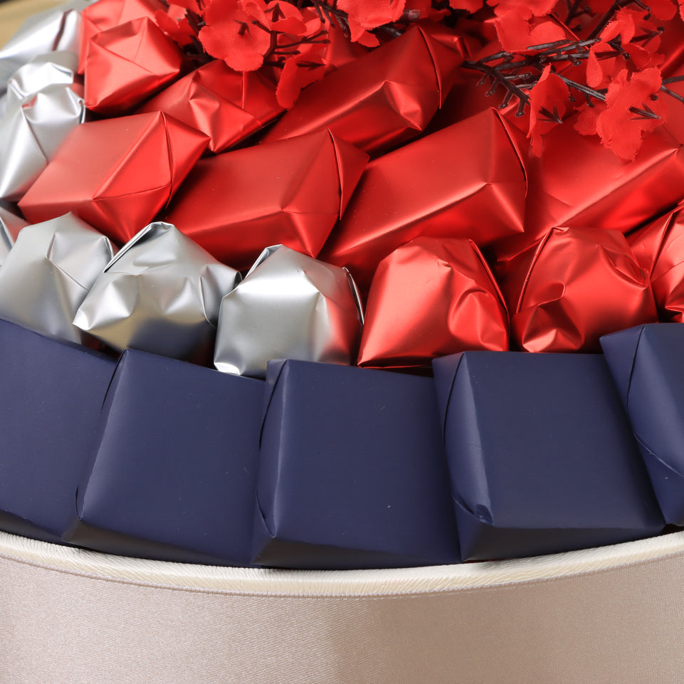 Premium round leather gift tray