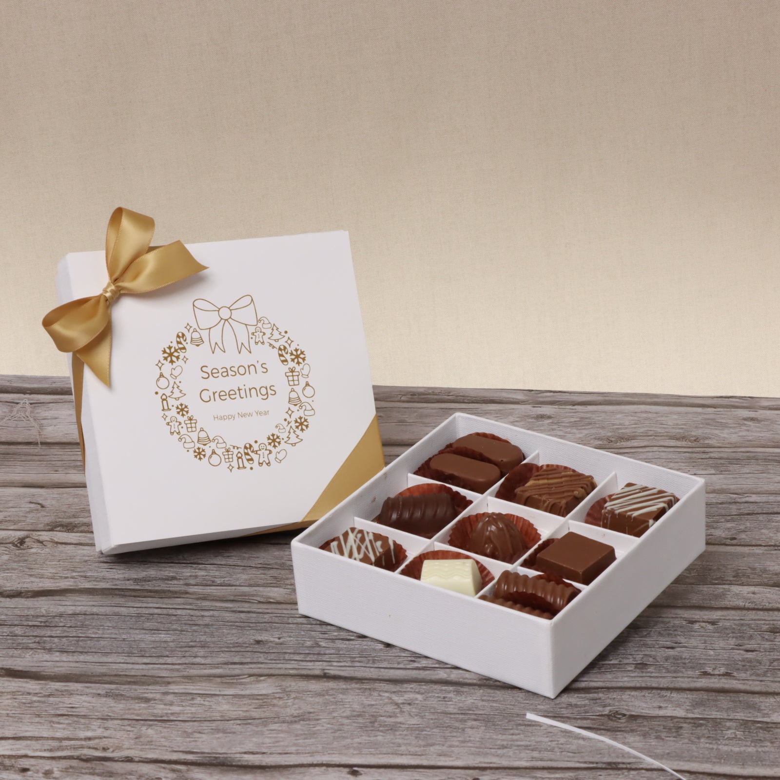 Season's greetings wreath designed premium chocolate 9 piece hard box