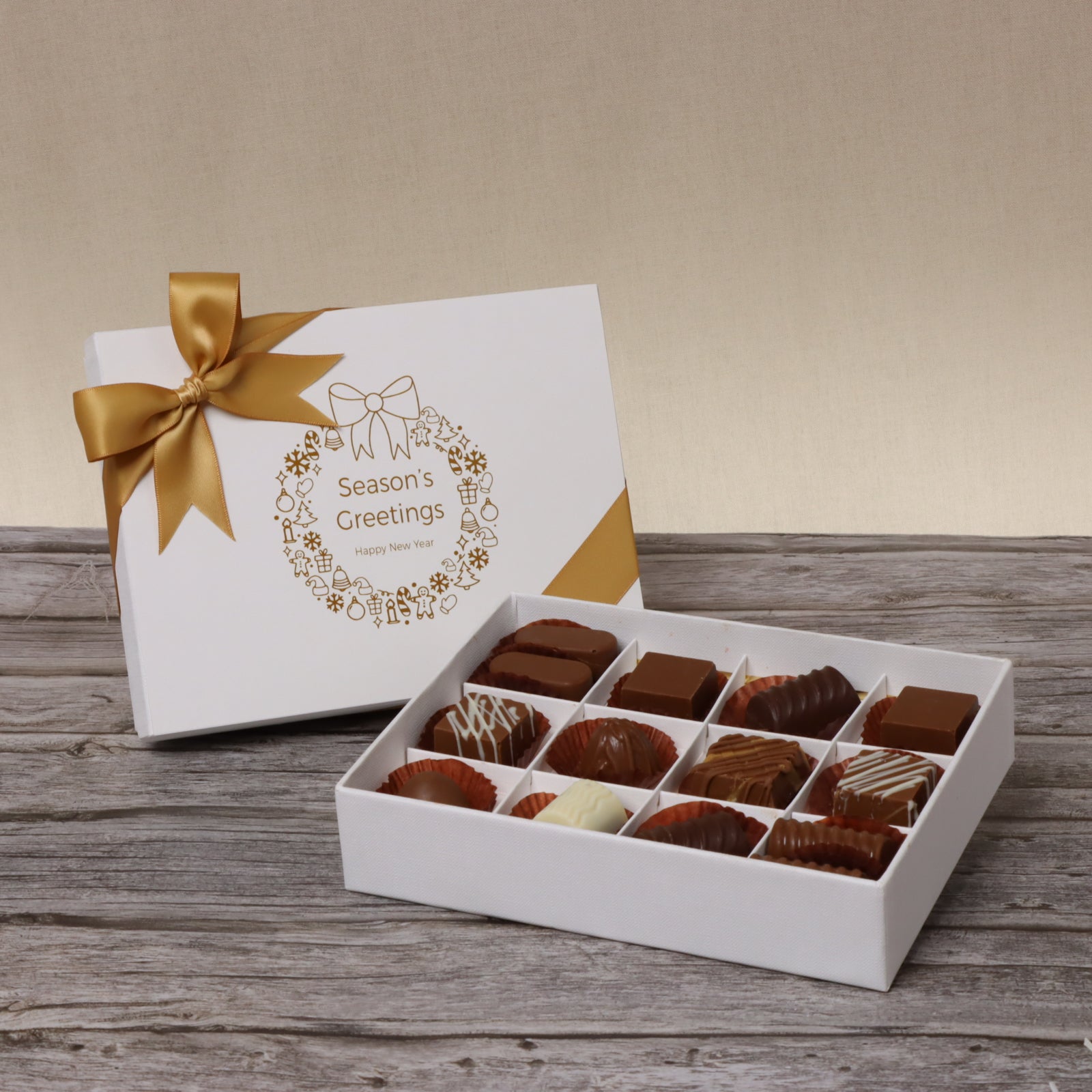 Season's greetings wreath designed premium chocolate 12 piece hard box