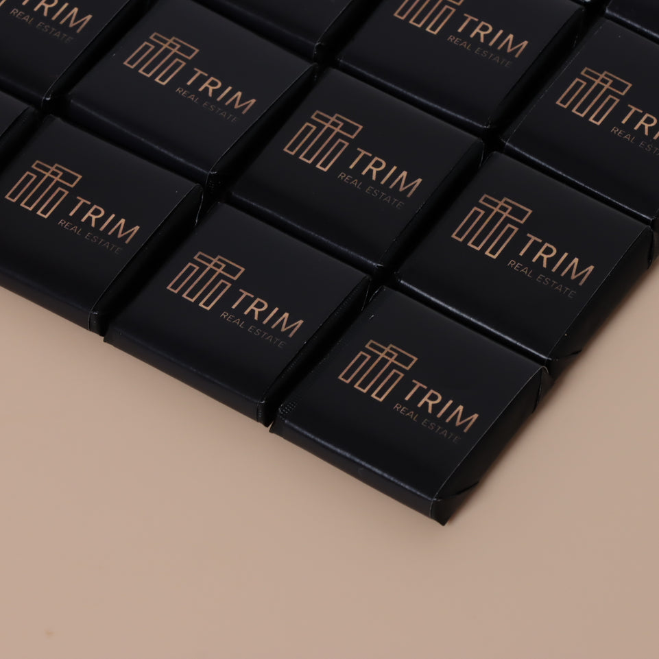 Corporate branded thin loose chocolate