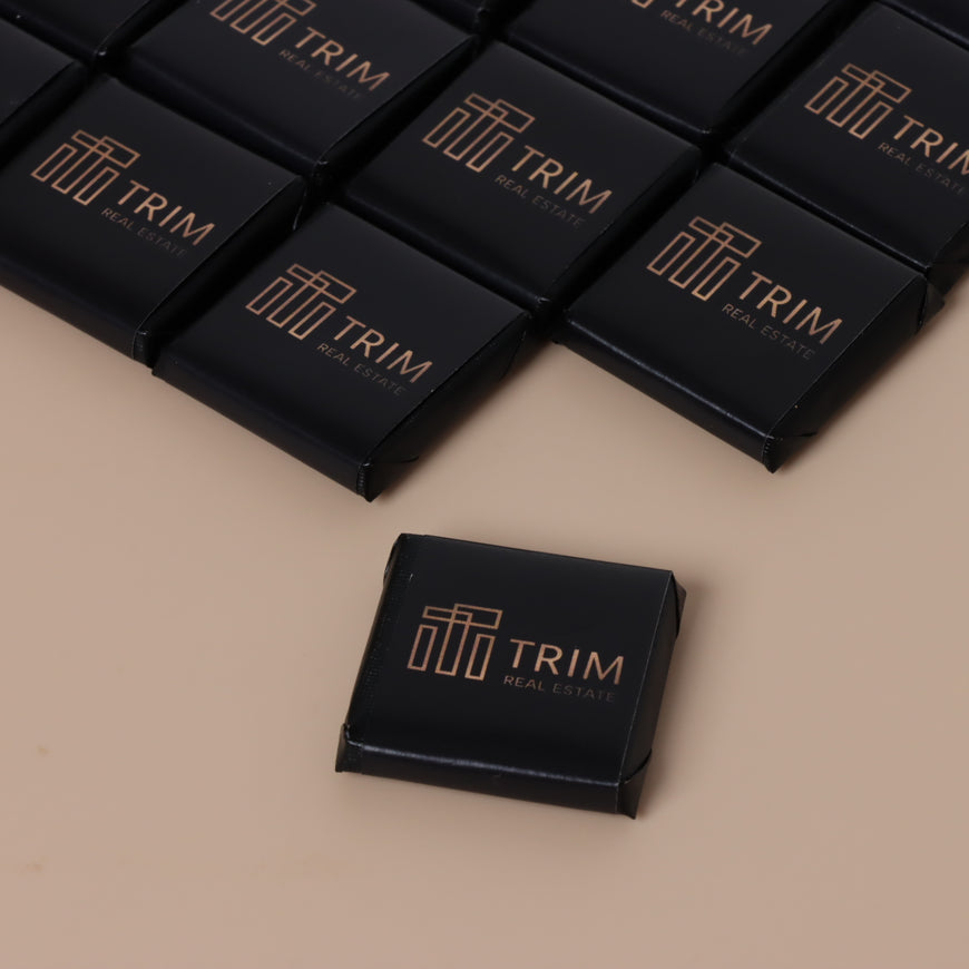 Corporate branded thin loose chocolate