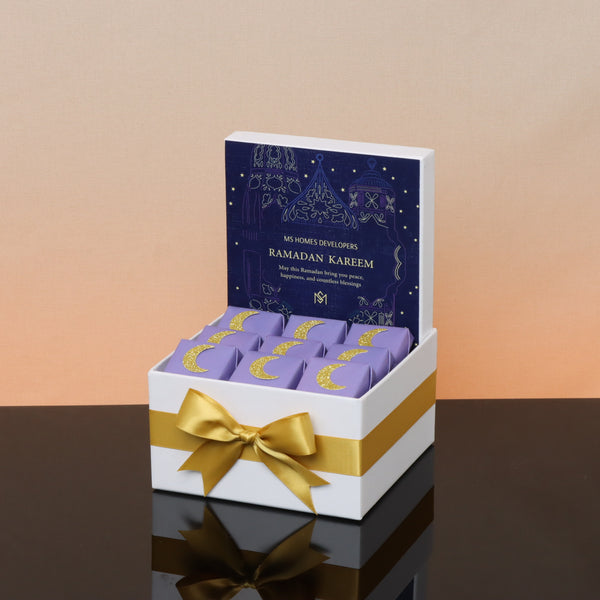 Corporate customized Ramadan kareem designed chocolate small hamper